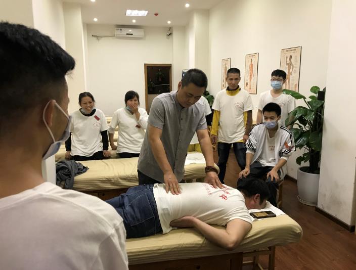推拿按摩師培訓收費標準是什么?貴不貴？