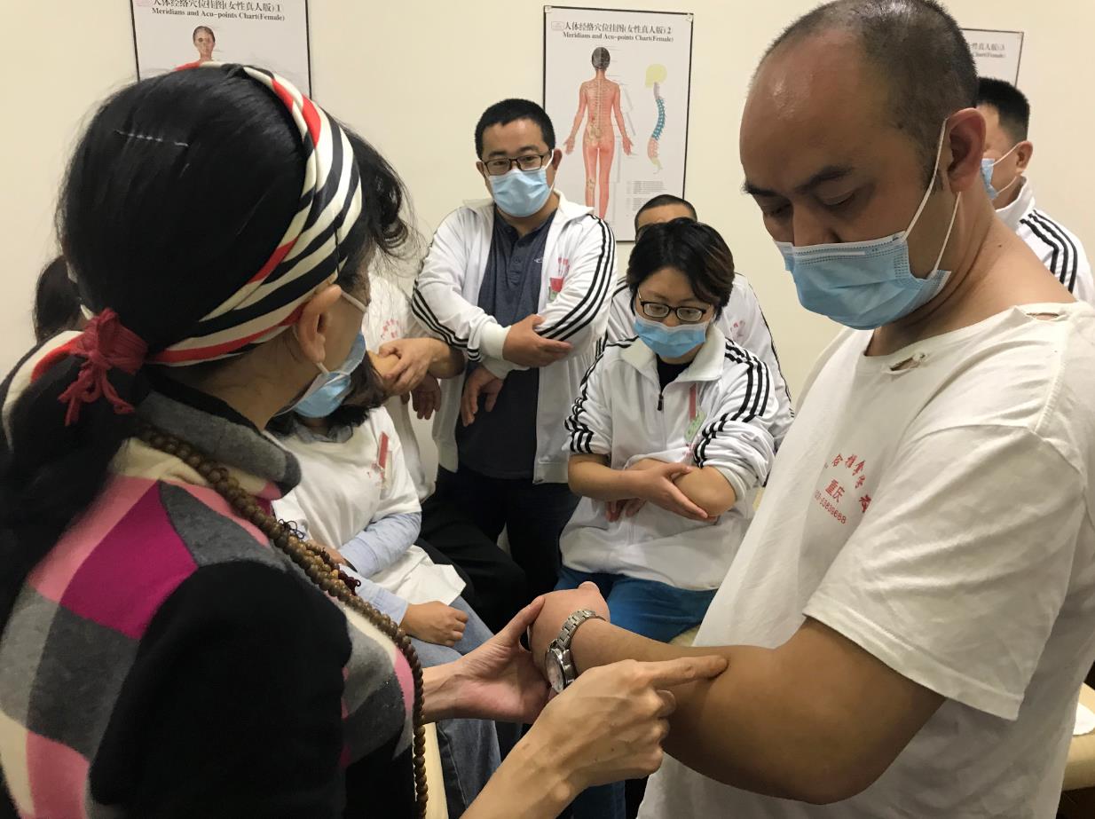 針灸怎么治療腰椎盤突出？