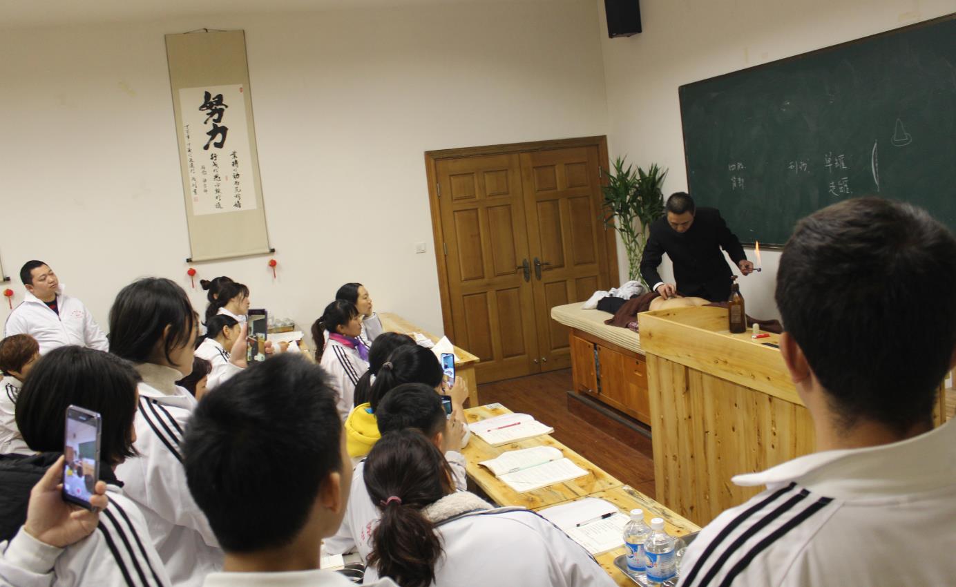 可以經(jīng)常拔火罐嗎?拔罐后注意事項