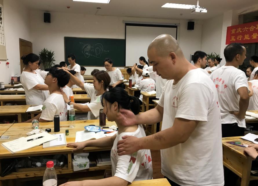 怎么才能減掉大肚子？試試五步推拿法
