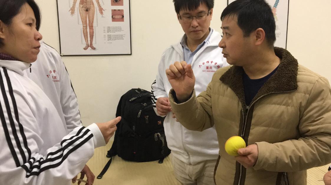 喝水都會發胖該如何減肥？中醫培訓學校給您支招