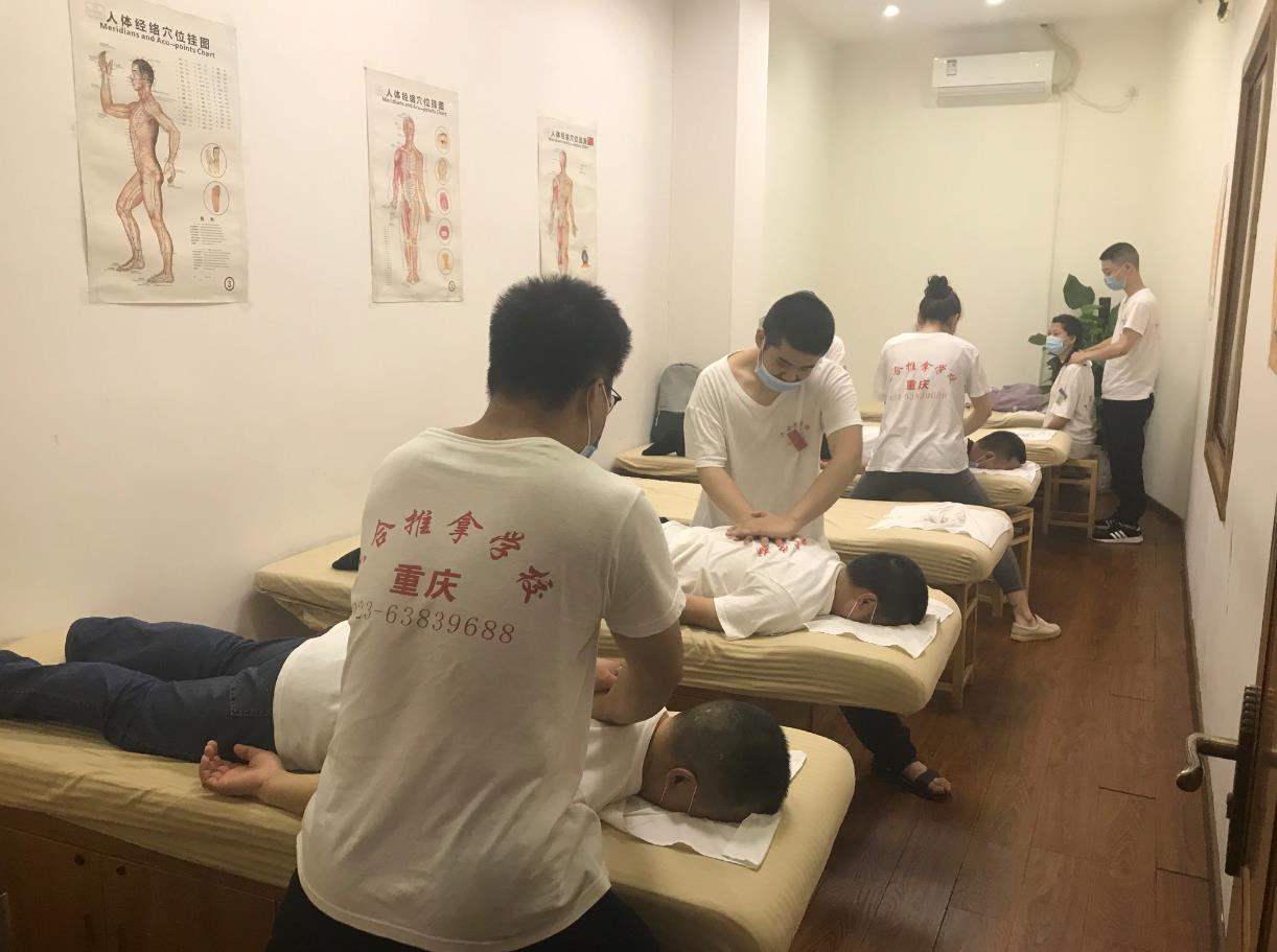 推拿培訓學校分享推拿按摩時間段有沒有講究?什么情況不能做推拿?