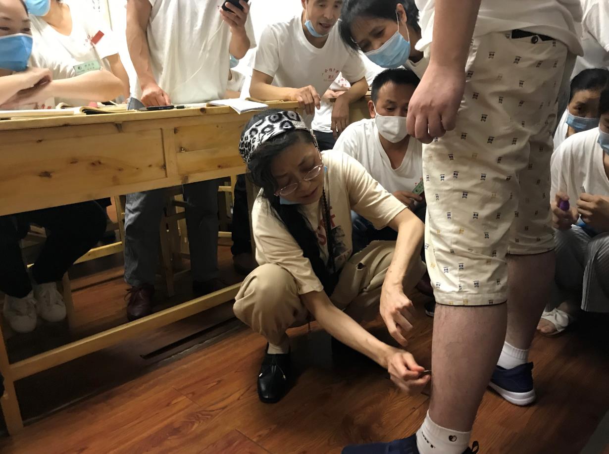 輕輕按壓“條口穴”就很痛是怎么回事?
