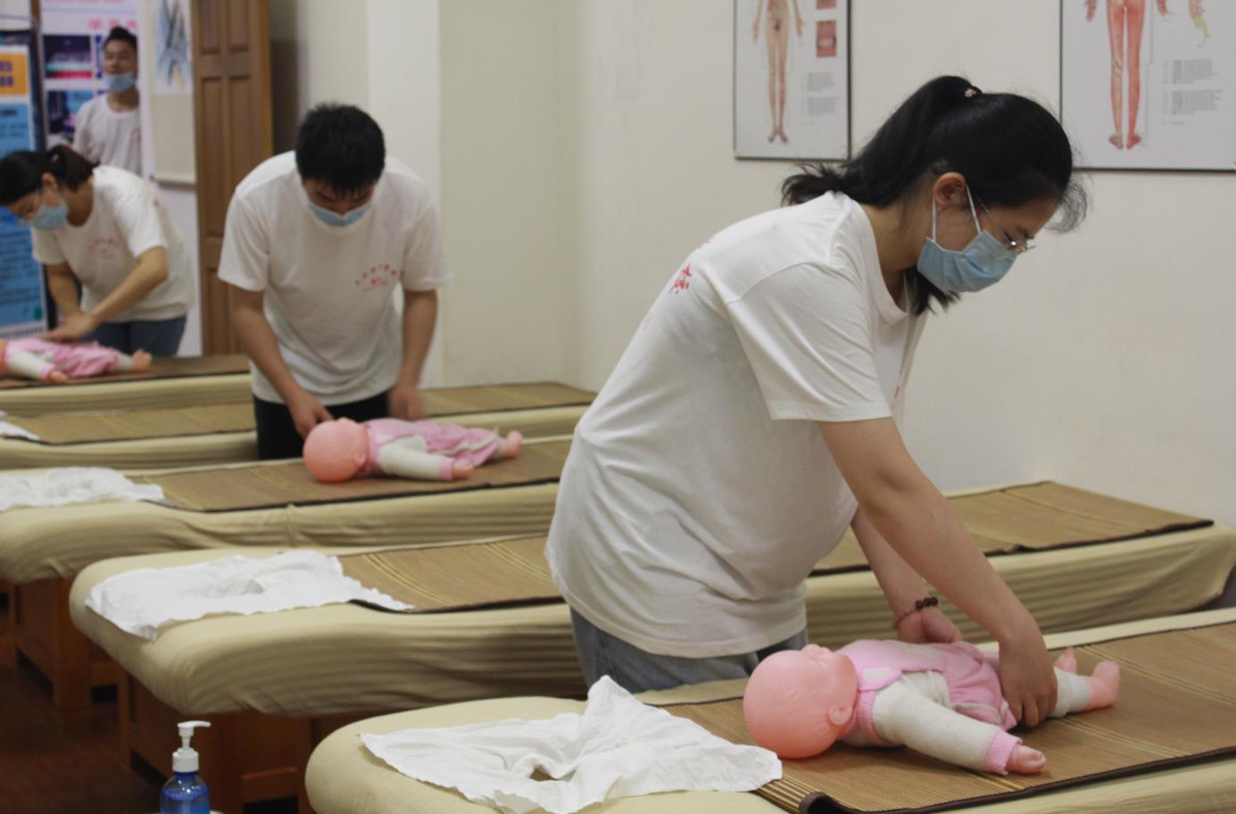 掌握這21種小兒推拿手法 輕松處理各種常見病