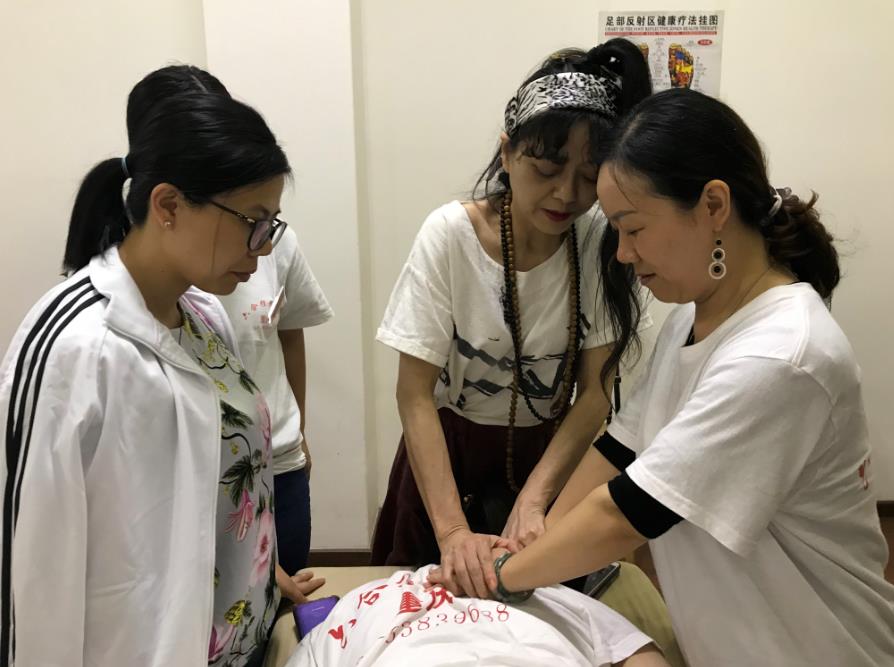 氣血兩虛可以靠按摩穴位來調理