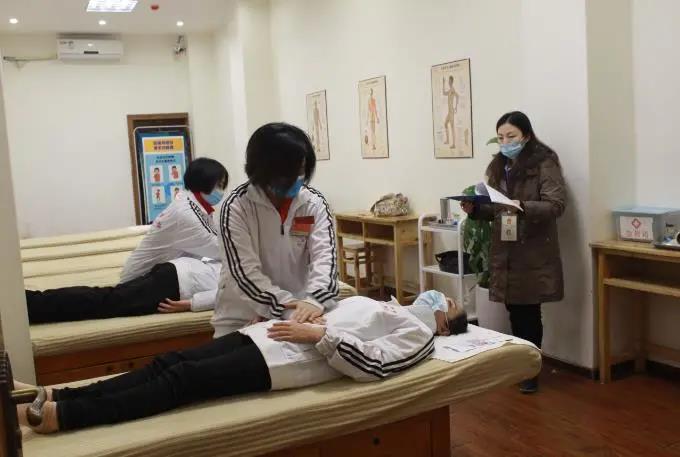推拿按摩緩解疼痛