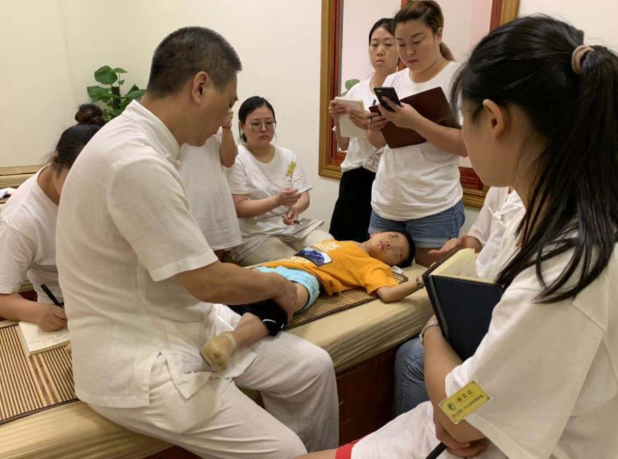 重慶小兒推拿哪里培訓學習比較好？