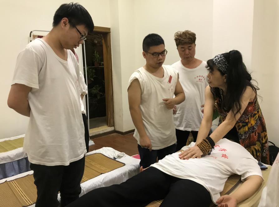 推拿按摩就是緩解疲勞？那是你不了解中醫推拿