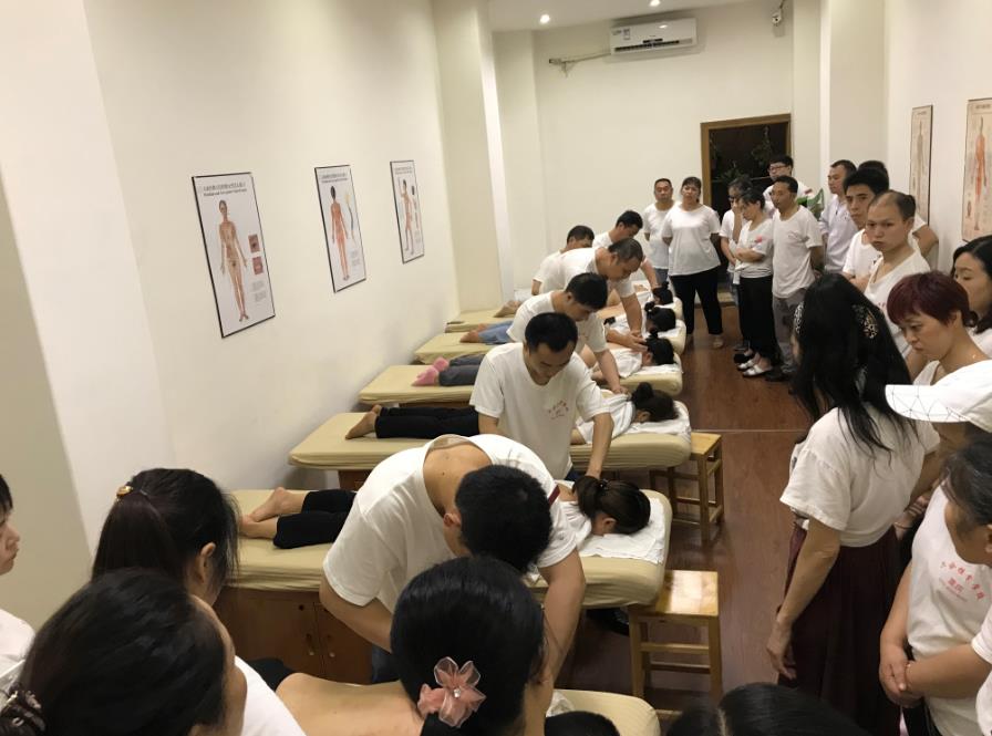  推拿時間禁忌，一天中什么時候做推拿效果好呢？