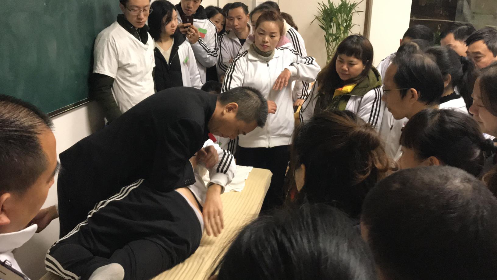 正骨推拿培訓應該如何選擇學校？