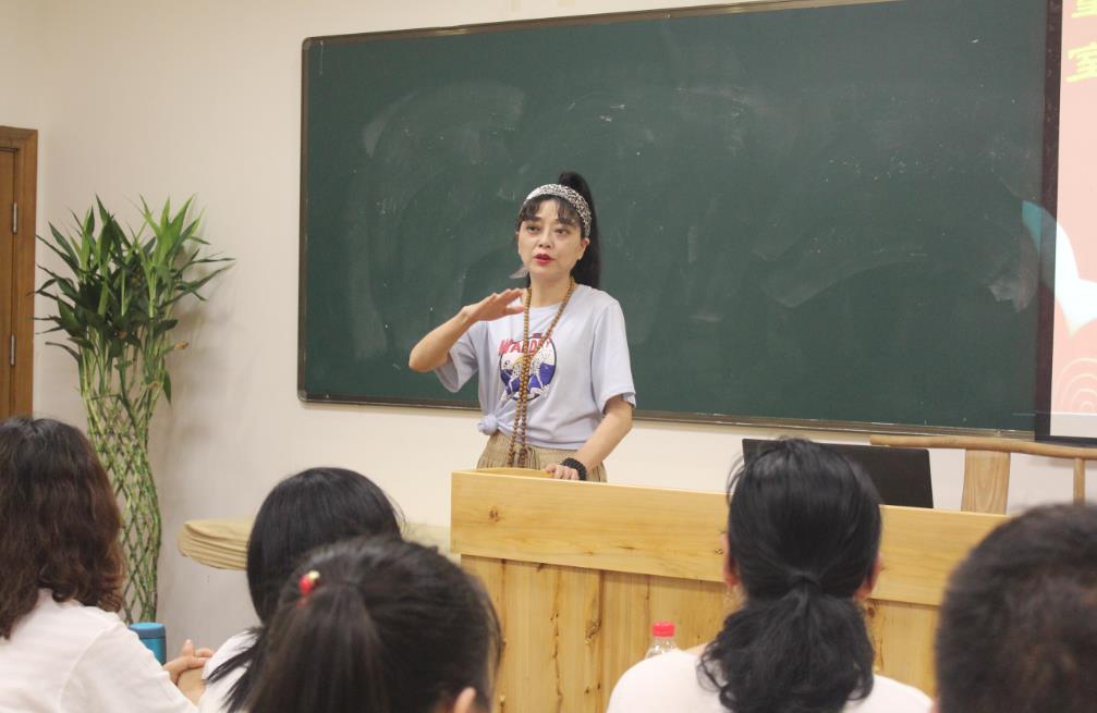 師恩難忘！六合學校祝所有的育人之師：節日快樂